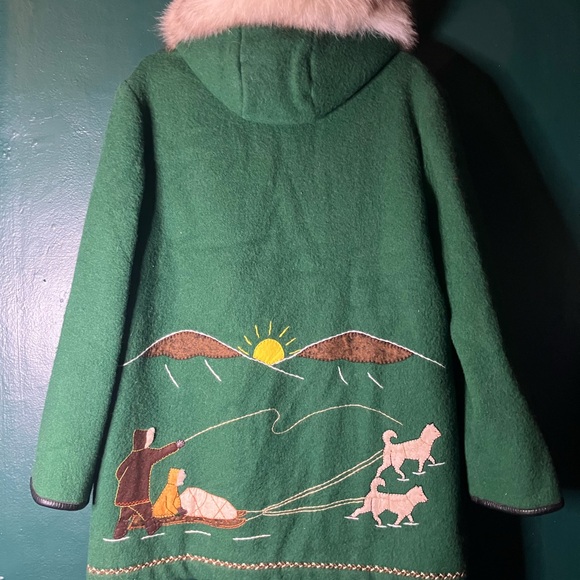 James bay Inuit jacket - Picture 6 of 11